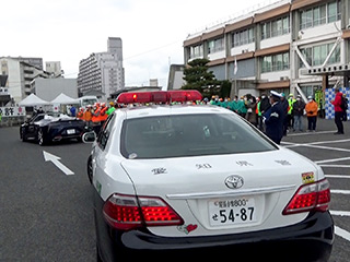 愛知県稲沢警察署で年末の交通安全県民運動参加