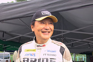 全日本ジムカーナ選手権第9戦・鈴鹿サーキット国際南コース
BRIDE応援ドライバーを直撃・熾烈なシリーズチャンピオン争い！