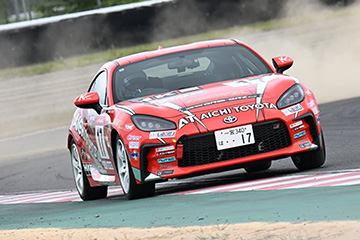 GR86/BRZ Cup第４戦・十勝 山﨑武司選手と一騎打ち！