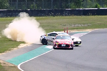 GR86/BRZ Cup第４戦・十勝 山﨑武司選手と一騎打ち！