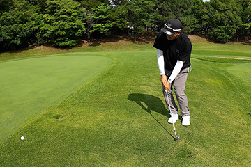 リバティゴルフレッスン・立浪和義編 4番ミドルコース