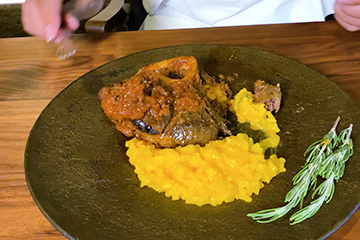 イタリア郷土料理の伝統と改革を目指すmontalcino