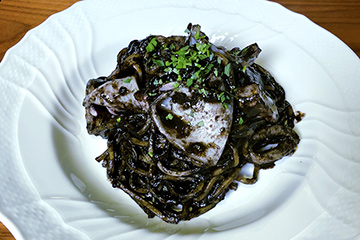 イタリア郷土料理の伝統と改革を目指すmontalcino