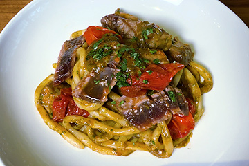 イタリア郷土料理の伝統と改革を目指すmontalcino