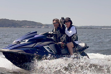 三和サービスマリン部に立浪和義&加藤愛が参加