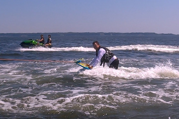 三和サービスマリン部に立浪和義&加藤愛が参加