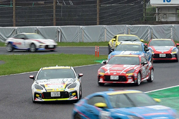 GR86/BRZ Cup 第6戦 鈴鹿  黒岩 vs 山﨑武司