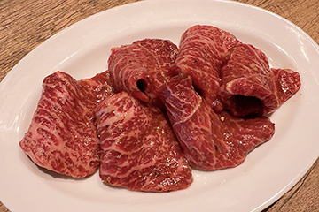 焼肉ホルモンあさひ でプチ忘年会 絶品ランチ牛丼試食