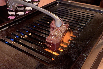 焼肉ホルモンあさひ でプチ忘年会 絶品ランチ牛丼試食