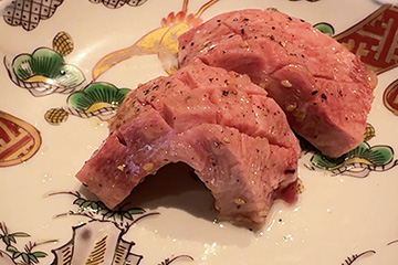 焼肉ホルモンあさひ でプチ忘年会 絶品ランチ牛丼試食