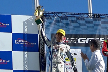 GR86/BRZ Cup 最終戦岡山 黒岩 vs 山﨑武司