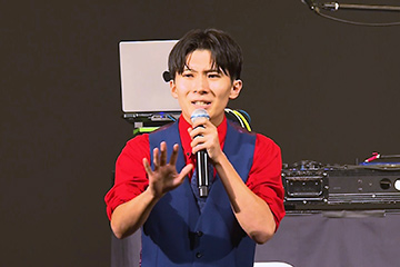 黒ちゃん感謝祭・OA 片翼のチキン登場！
