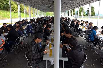 大学生自動車部の全国大会フォーミュラジムカーナ決勝戦・富士