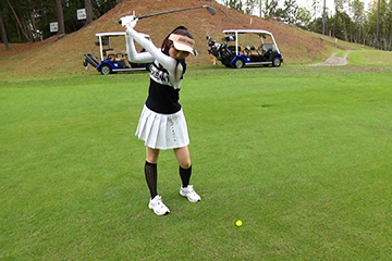 リバティゴルフレッスン・咲良菜緒編 11番ミドルホール