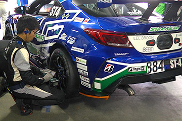 スーパー耐久 最終戦富士 愛知トヨタのメカニック体験 884号車がST-4クラスチャンピオン！