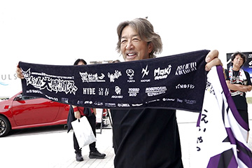 愛知トヨタ presents「黒ちゃん大感謝祭」supported フロンティアの介護 SP Day1
片翼のチキン / ASH DA HERO / 清春 / HYDE