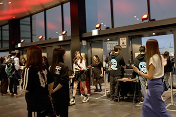 愛知トヨタ presents「黒ちゃん大感謝祭」supported フロンティアの介護 SP Day1
片翼のチキン / ASH DA HERO / 清春 / HYDE