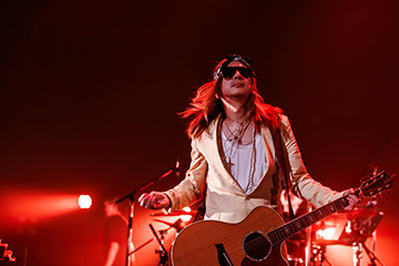 愛知トヨタ presents「黒ちゃん大感謝祭」supported フロンティアの介護 SP Day1
片翼のチキン / ASH DA HERO / 清春 / HYDE