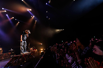 愛知トヨタ presents「黒ちゃん大感謝祭」supported フロンティアの介護 SP Day1
片翼のチキン / ASH DA HERO / 清春 / HYDE