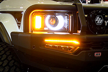 東京オートサロン2026 ヴァレンティ&アルファレックス ブース