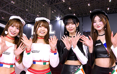 C-WEST ブース& C-WEST GIRLS