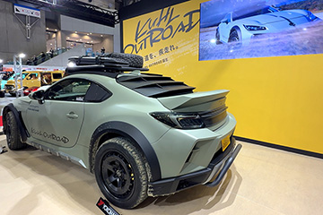 東京オートサロン　KUHLブース　KUHL OUTROADデビュー