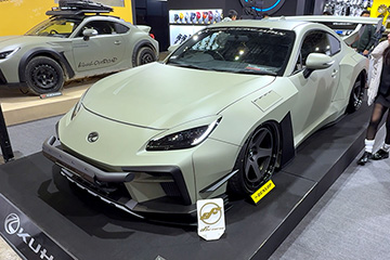 東京オートサロン　KUHLブース　KUHL OUTROADデビュー