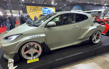 東京オートサロン　KUHLブース　KUHL OUTROADデビュー