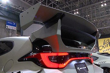 東京オートサロン　KUHLブース　KUHL OUTROADデビュー