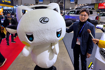 東京オートサロン　KUHLブース　KUHL OUTROADデビュー