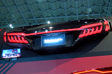 東京オートサロン2026 ヴァレンティ&アルファレックス ブース