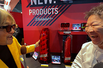 東京オートサロン2026 ヴァレンティ&アルファレックス ブース