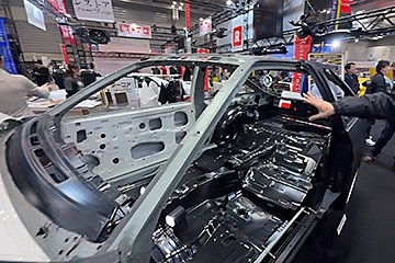 第17回ノスタルジック2デイズ2026　BRIDE高瀬社長とブース巡り