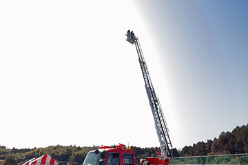 愛知トヨタ 90th記念「GO! 90! CIRCUIT FES」にプロドライバー集結！