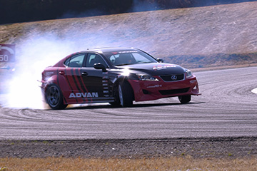 愛知トヨタ 90th記念「GO! 90! CIRCUIT FES」にプロドライバー集結！